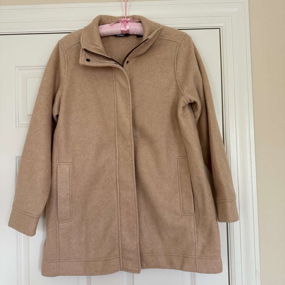 Lands' End Women's Camel/Cream tone Fleece Jacket